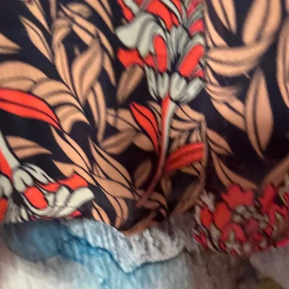 Lane Bryant Floral Blouse - Picture 5 of 6